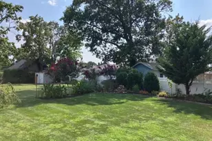 46 Monell Ave, Islip, NY 11751 - Photo 41