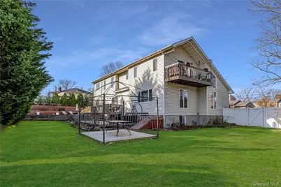 27 Cypress Drive, Kings Park, NY 11754 - Photo 25