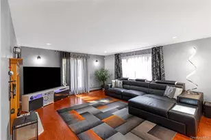 27 Cypress Dr, Kings Park, NY 11754 - Photo 5