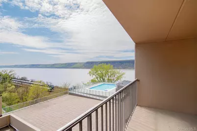 1155 Warburton Avenue #4L, Yonkers, NY 10701 - Photo 13