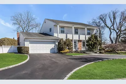 5 Jan Lane, Woodbury, NY 11797 - Photo 3