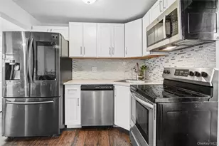 568 Centerwood St, West Babylon, NY 11704 - Photo 11