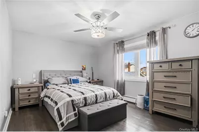 568 Centerwood Street, West Babylon, NY 11704 - Photo 7