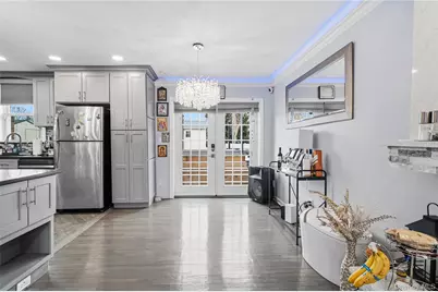 568 Centerwood Street, West Babylon, NY 11704 - Photo 5