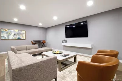 333 Warner Avenue #214, Roslyn, NY 11576 - Photo 13