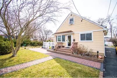 720 New York Avenue, Baldwin, NY 11510 - Photo 3