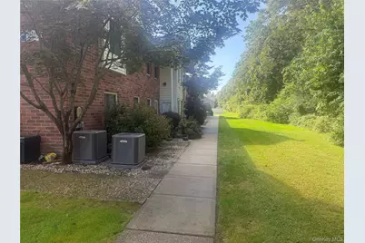 5 Laramie, Coram, NY 11727 - Photo 19