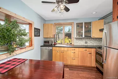 40 Chippewa Crossroads, Putnam Valley, NY 10579 - Photo 11