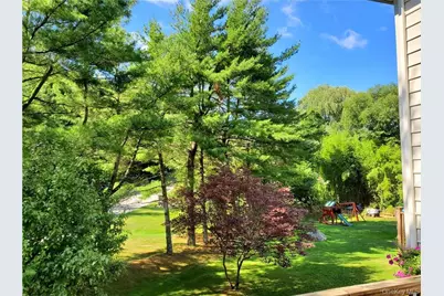 142 E Sunnyside Lane #Side Entry, Irvington, NY 10533 - Photo 9