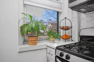 90 Bryant Ave, White Plains, NY 10605 - Photo 3