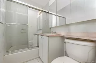 570 Broadway, Lynbrook, NY 11563 - Photo 21