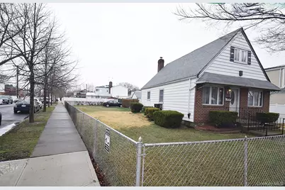 6332 138th Street, Flushing, NY 11367 - Photo 21