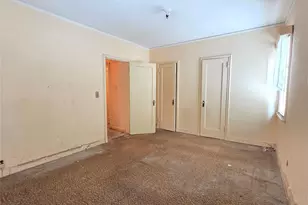 242 Graff Ave, Bronx, NY 10465 - Photo 7