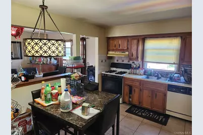 35 Mulford Place, Hempstead, NY 11550 - Photo 7