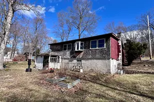 759 E Hillside Rd, Wappingers Falls, NY 12590 - Photo 3