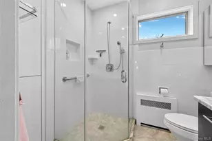 24 Allen Rd, Rockville Centre, NY 11570 - Photo 27