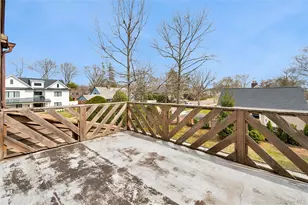 24 Allen Rd, Rockville Centre, NY 11570 - Photo 25