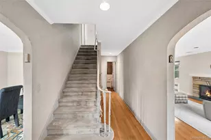 24 Allen Rd, Rockville Centre, NY 11570 - Photo 7