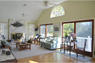 16 Grant Boulevard, Hampton Bays, NY 11946 - Photo 3