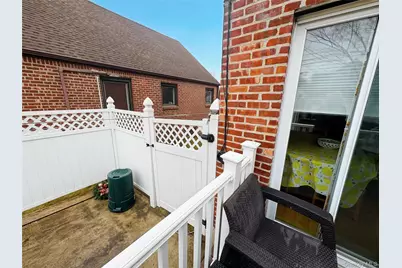 5836 Bell Boulevard, Bayside, NY 11364 - Photo 35