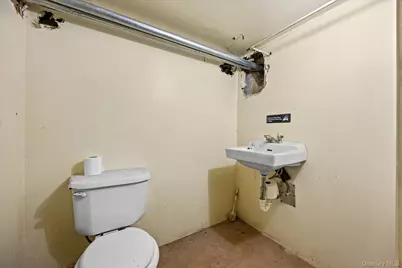 73-20 Grand Avenue, Maspeth, NY 11378 - Photo 17