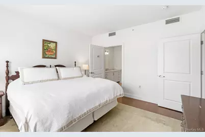 10 Byron Place #804, Larchmont, NY 10538 - Photo 13