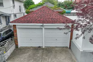 191-68 115th Rd, Saint Albans, NY 11412 - Photo 5