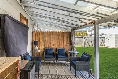 87 Kellum, West Babylon, NY 11704 - Photo 23