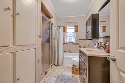 1730 Colden Avenue, Bronx, NY 10462 - Photo 13