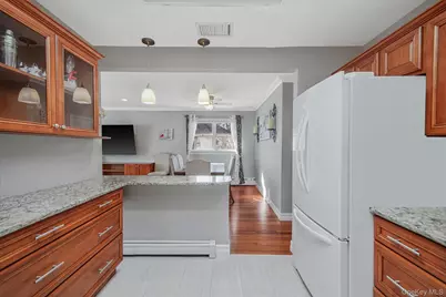 47 2nd Street, Ronkonkoma, NY 11779 - Photo 7