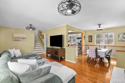 4 Ridgewood Terrace, Poughkeepsie, NY 12603 - Photo 5