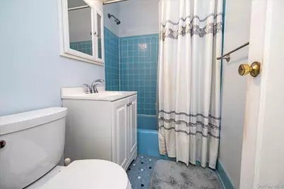 2 Fowler Avenue #211, Lynbrook, NY 11563 - Photo 9