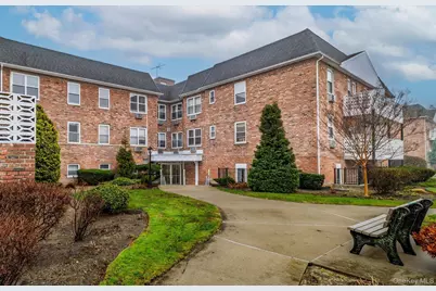 2 Fowler Avenue #211, Lynbrook, NY 11563 - Photo 1
