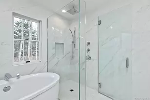 31 Windwood Ct, Westhampton, NY 11977 - Photo 19