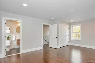 237 Tomahawk St, Baldwin Place, NY 10505 - Photo 11