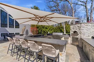 50 Tall Oak Crescent, Oyster Bay, NY 11791 - Photo 29