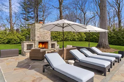 50 Tall Oak Crescent, Oyster Bay, NY 11791 - Photo 25