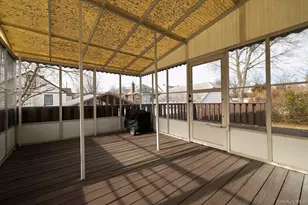 158 Roosevelt Ave, Freeport, NY 11520 - Photo 19