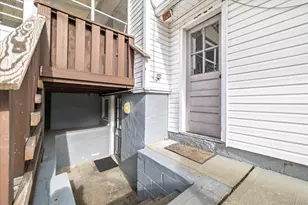 158 Roosevelt Ave, Freeport, NY 11520 - Photo 21