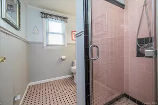 158 Roosevelt Ave, Freeport, NY 11520 - Photo 13