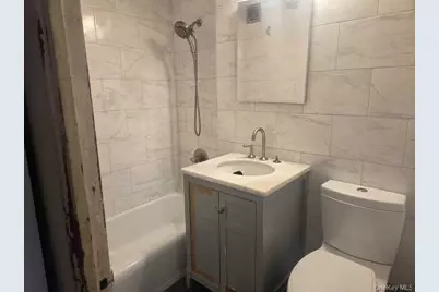 5700 Arlington Avenue #2D, Bronx, NY 10471 - Photo 9