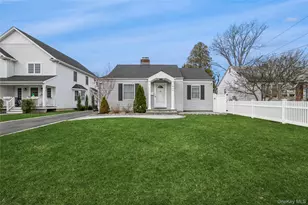 413 3rd St, East Northport, NY 11731 - Photo 25