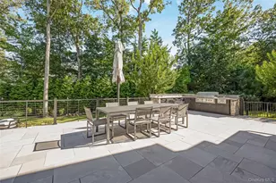 11 Landview Dr, Dix Hills, NY 11746 - Photo 39