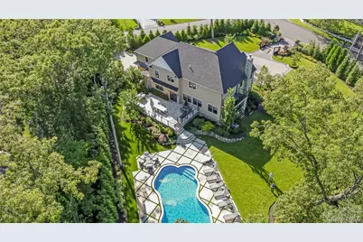11 Landview Drive, Dix Hills, NY 11746 - Photo 45