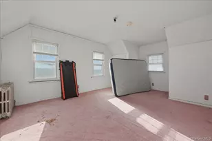 590 Waterview Rd, Oceanside, NY 11572 - Photo 17