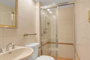 16 Middle Ln, Jericho, NY 11753 - Photo 17