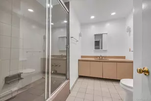 16 Middle Ln, Jericho, NY 11753 - Photo 11