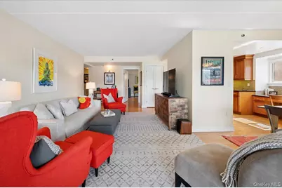 1020 Warburton Avenue #5A, Yonkers, NY 10701 - Photo 19