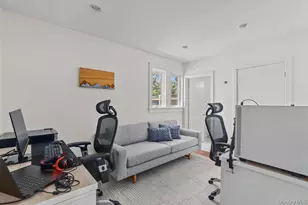 37 Hyatt Rd, Briarcliff Manor, NY 10510 - Photo 17