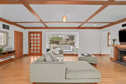 37 Hyatt Road, Briarcliff Manor, NY 10510 - Photo 7